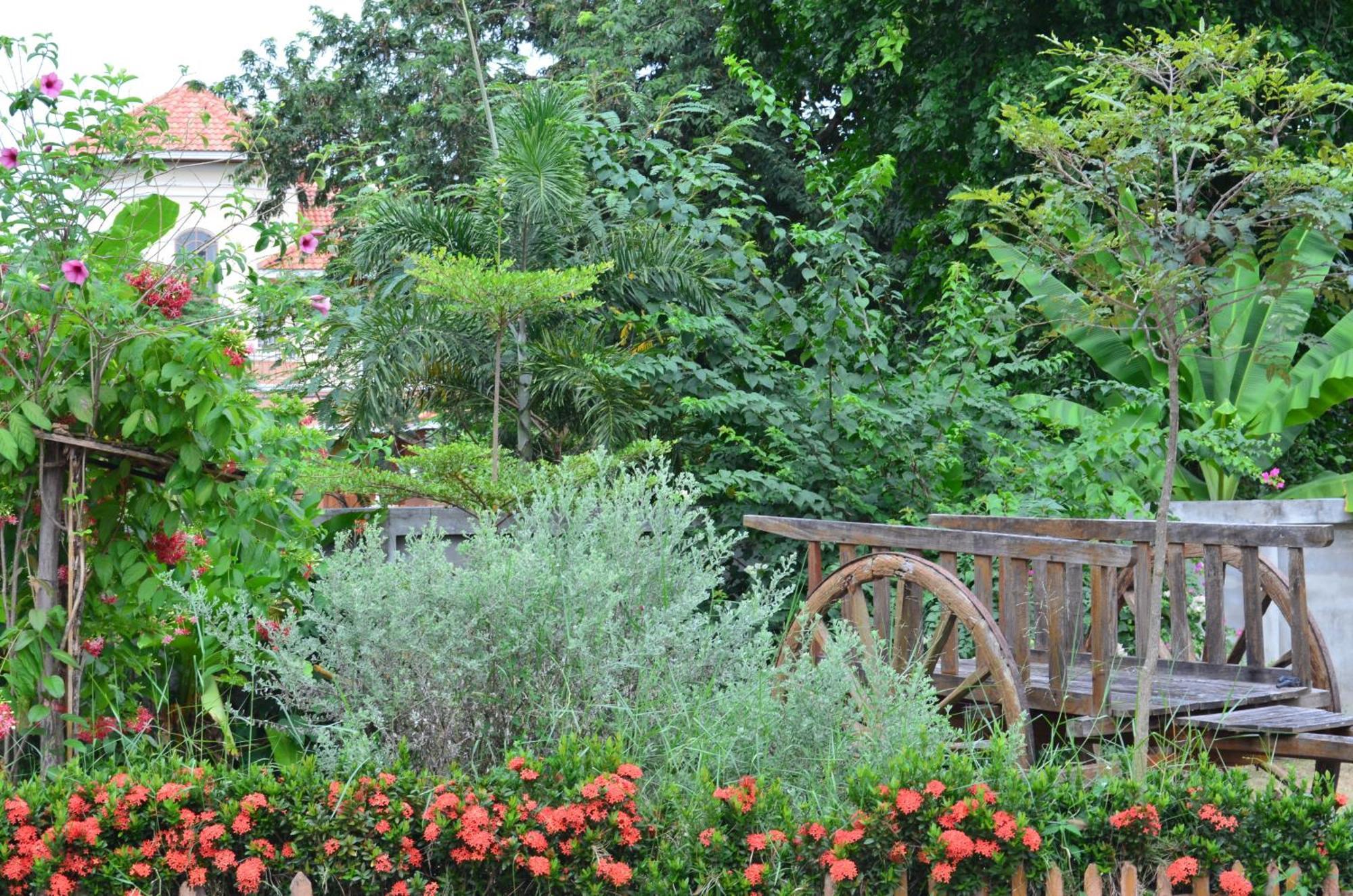 Home Stay Stc Bed And Breakfast Udon Thani Luaran gambar