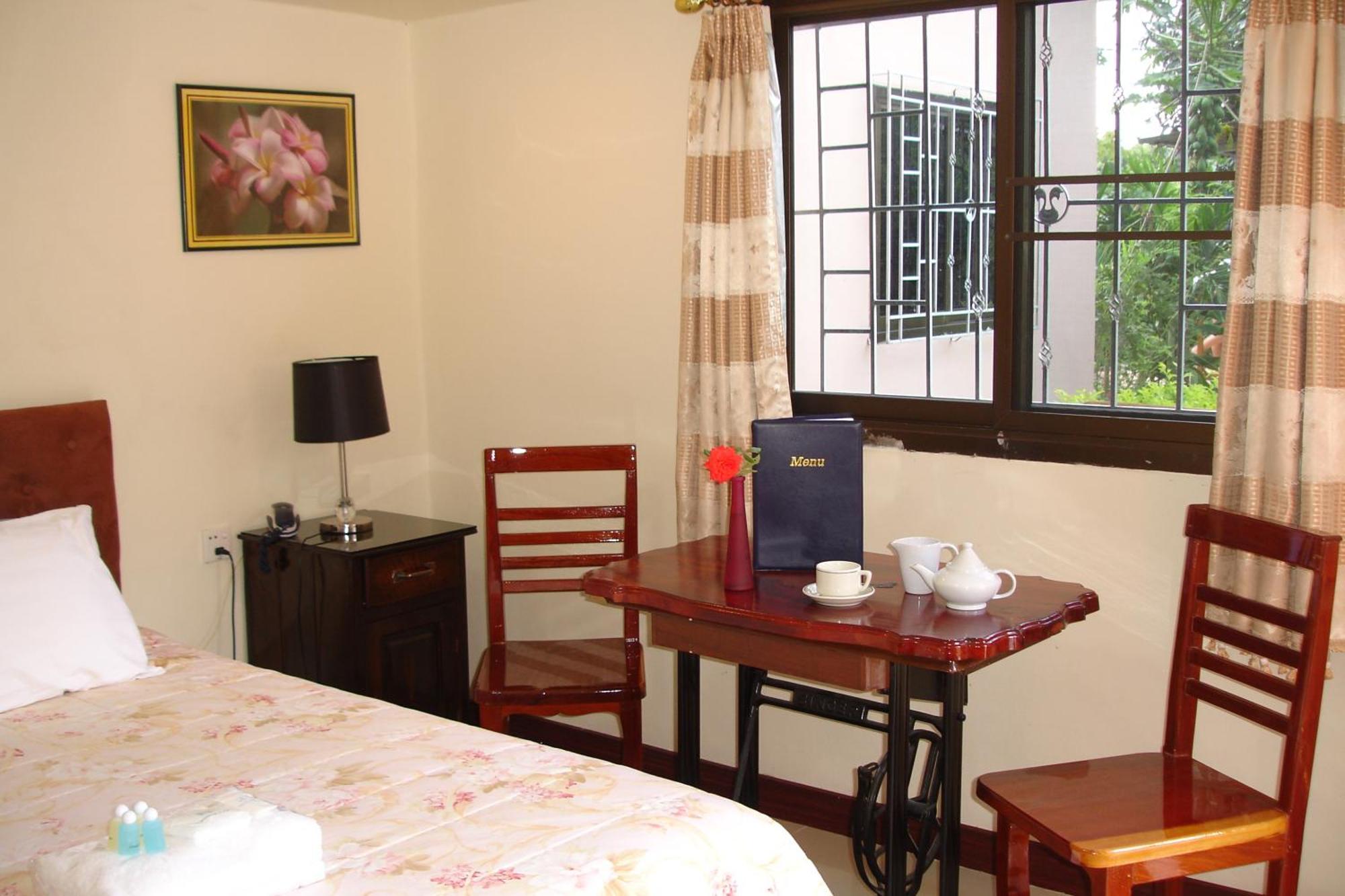 Home Stay Stc Bed And Breakfast Udon Thani Luaran gambar