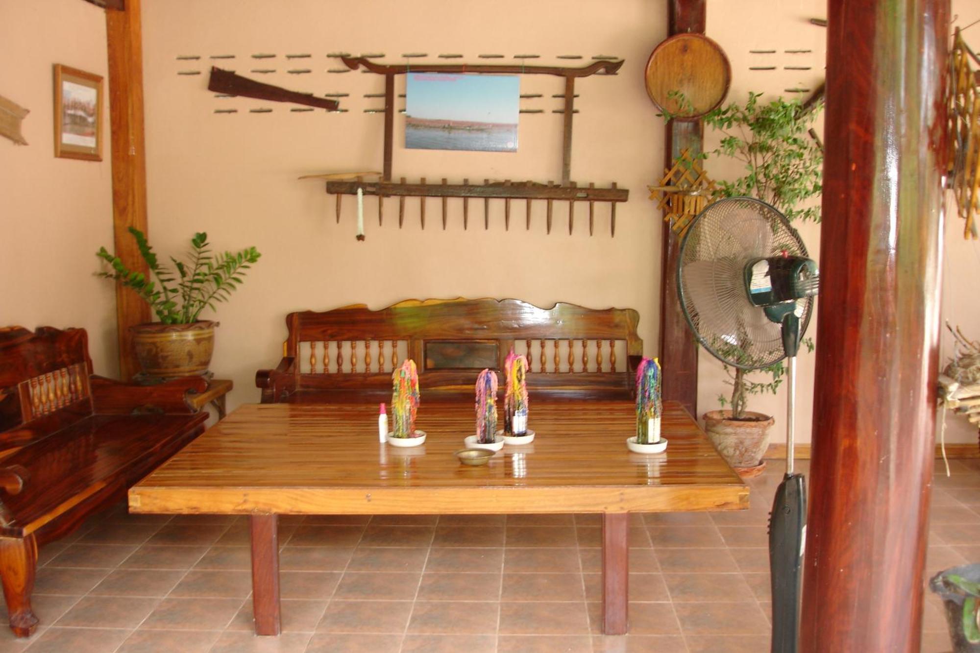 Home Stay Stc Bed And Breakfast Udon Thani Luaran gambar