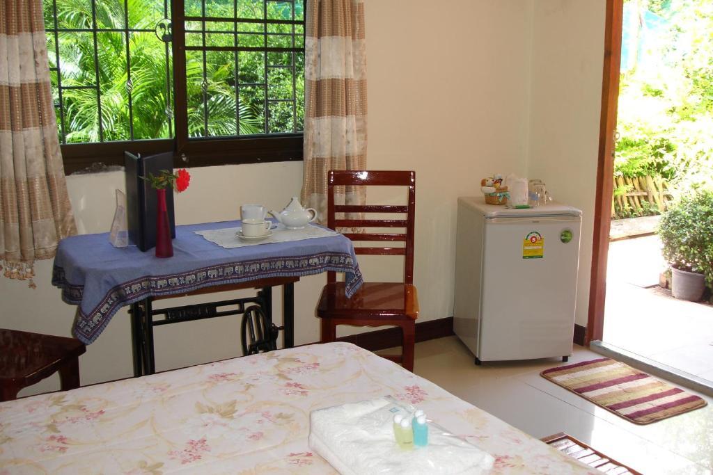 Home Stay Stc Bed And Breakfast Udon Thani Bilik gambar