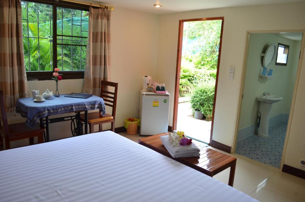 Home Stay Stc Bed And Breakfast Udon Thani Bilik gambar